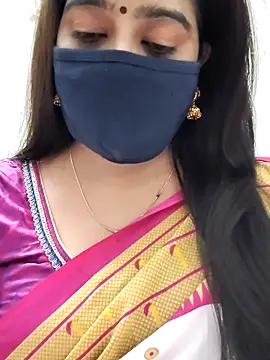 Snapshot of saritha29 chatting on 05/18/26, 04:35 saritha29 online show from 05/18/26, 04:35