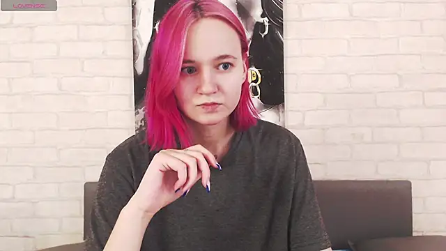 Snapshot of Ericha_Stone chatting on 09/09/25, 08:03 Ericha Stone online show from 09/09/25, 08:03