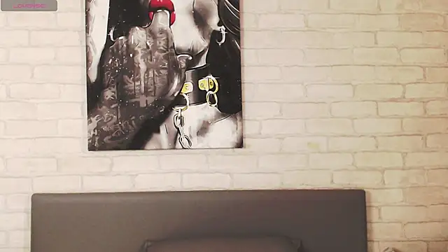 Snapshot of Ericha_Stone chatting on 09/14/25, 01:49 Ericha Stone online show from 09/14/25, 01:49