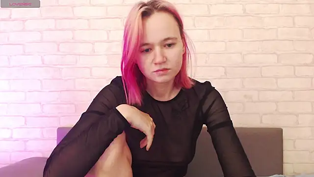 Snapshot of Ericha_Stone chatting on 10/29/25, 02:47 Ericha Stone online show from 10/29/25, 02:47