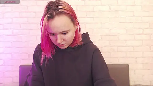 Snapshot of Ericha_Stone chatting on 11/08/25, 03:39 Ericha Stone online show from 11/08/25, 03:39