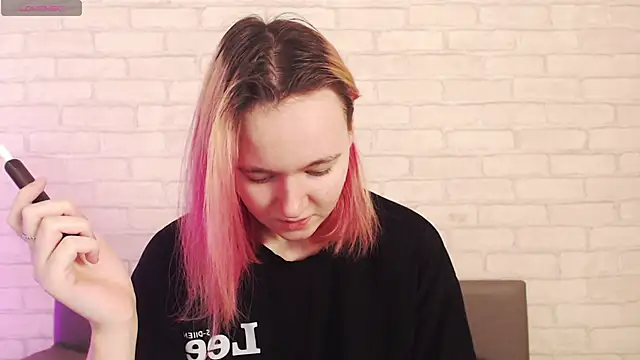 Ericha Stone online show from 01/17/26, 01:10