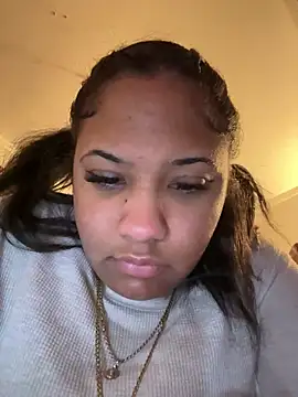 StylishEchium online show from 04/19/26, 08:44