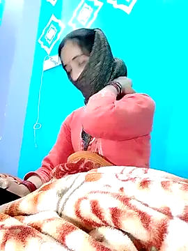 Pahadi couple online show from 10/27/25, 09:19