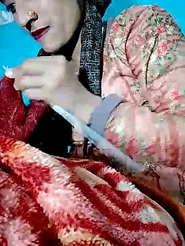 Pahadi couple online show from 10/29/25, 03:36