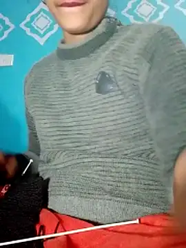 Pahadi couple online show from 12/18/25, 05:13