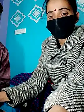 Pahadi couple online show from 12/21/25, 05:47