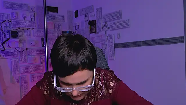 LauraDavidsons online show from 09/11/25, 08:14