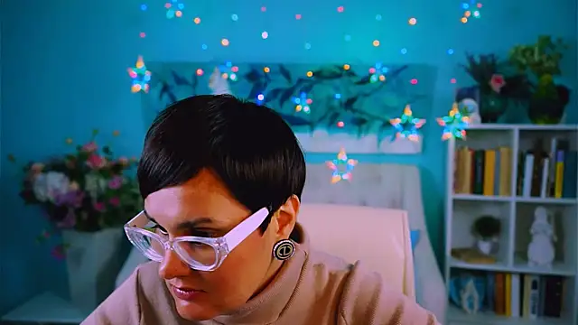 LauraDavidsons online show from 09/29/25, 06:24