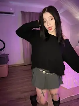 YourLittleDevil online show from 04/20/26, 01:25