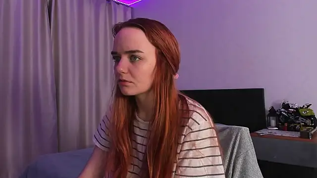 JanetShy online show from 10/28/25, 07:01