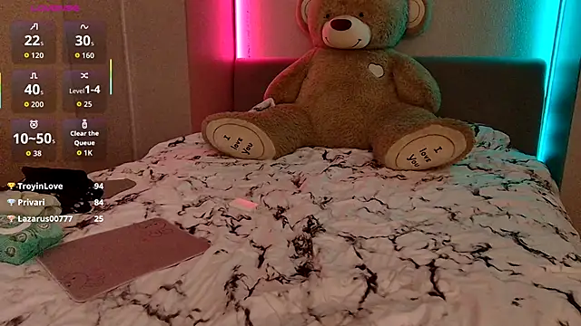 Missss Eva online show from 11/23/25, 05:40