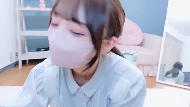 Snapshot of Mashiro-chan chatting on 10/06/25, 07:17 Mashiro-chan online show from 10/06/25, 07:17