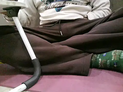 sexypunjabi26 online show from 12/15/25, 10:41