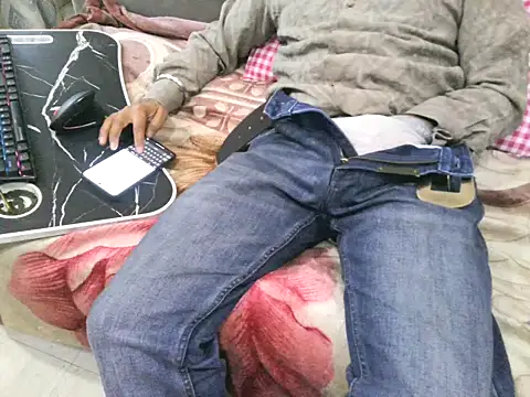 sexypunjabi26 online show from 02/24/26, 08:23