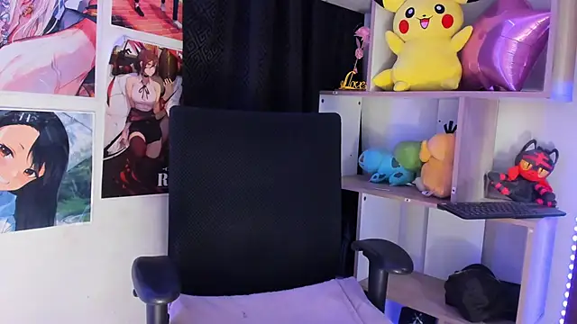 VeronicaSaenzx online show from 10/31/25, 05:25