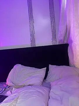 VeronicaSaenzx online show from 04/23/26, 07:38