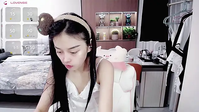 Snapshot of Xiao-zuzongl chatting on 09/13/25, 03:17 Xiao-zuzongl online show from 09/13/25, 03:17