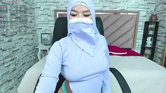 Amal Bakir online show from 11/21/25, 12:43