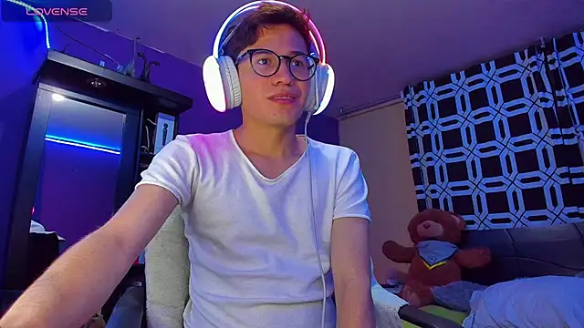 Lunarie  online show from 09/10/25, 04:34