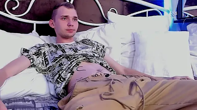 Snapshot of TimBlaks chatting on 09/24/25, 05:38 TimBlaks online show from 09/24/25, 05:38