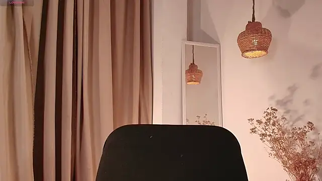 Nicolletease online show from 12/20/25, 12:45