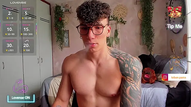 Snapshot of estebandi_do chatting on 01/08/26, 02:52 estebandi do online show from 01/08/26, 02:52