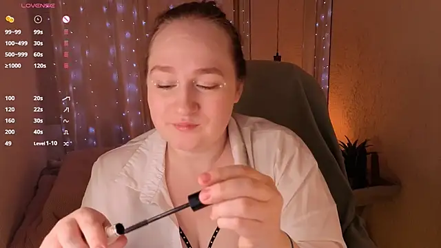 Kitty Rest  online show from 04/22/26, 11:12