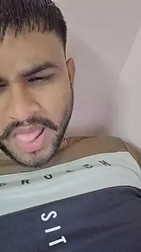 Frvgggghh online show from 03/01/26, 06:37