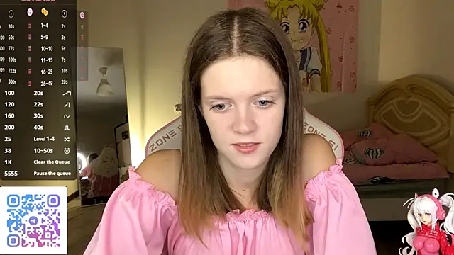 VibeQueenLucy online show from 10/09/25, 03:21