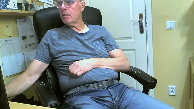 Klipparn online show from 11/25/25, 04:29