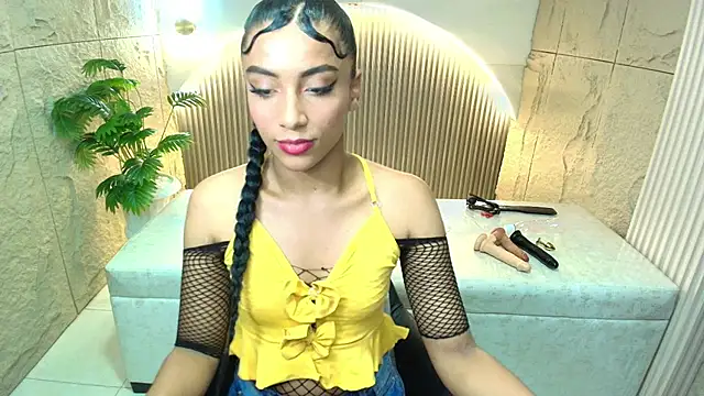 katty berry r online show from 09/19/25, 07:47