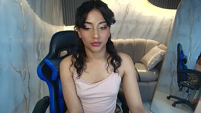 katty berry r online show from 10/20/25, 07:36