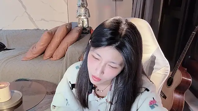 Snapshot of Lixinel-520 chatting on 11/28/25, 04:09 Lixinel-520 online show from 11/28/25, 04:09