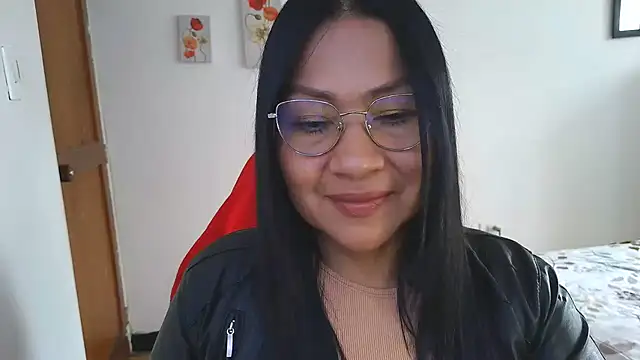 Snapshot of LissafeetHott chatting on 05/10/26, 04:56 LissafeetHott online show from 05/10/26, 04:56