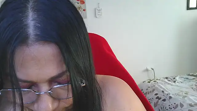 Snapshot of LissafeetHott chatting on 05/16/26, 07:56 LissafeetHott online show from 05/16/26, 07:56