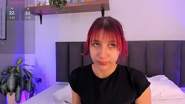 Cristalfoxy  online show from 07/01/26, 07:57