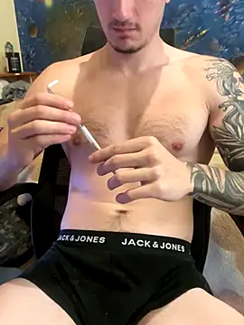 fronkie9384 online show from 11/17/25, 10:43