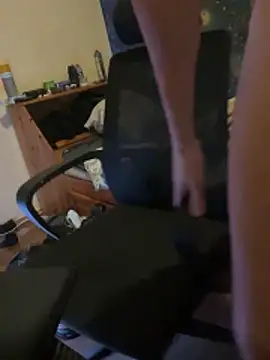 fronkie9384 online show from 11/24/25, 11:48