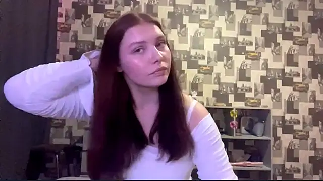 Snapshot of SwiiSweet chatting on 09/10/25, 04:07 SwiiSweet online show from 09/10/25, 04:07