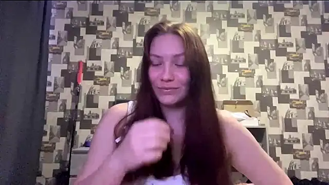 Snapshot of SwiiSweet chatting on 09/14/25, 07:02 SwiiSweet online show from 09/14/25, 07:02