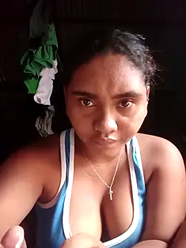 Snapshot of Lucy-Ferr chatting on 09/21/25, 01:35 Lucy-Ferr online show from 09/21/25, 01:35