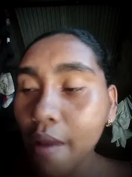 Lucy-Ferr online show from 10/29/25, 07:15