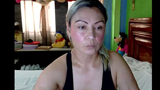  Charlize theron  online show from 03/28/26, 09:36