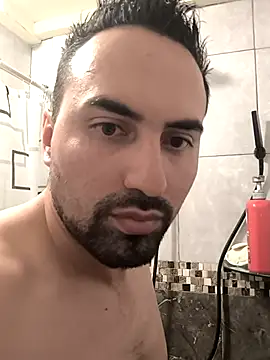 Snapshot of Jharicio-89 chatting on 09/11/25, 02:22 Jharicio-89 online show from 09/11/25, 02:22