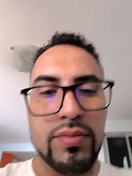 Snapshot of Jharicio-89 chatting on 09/21/25, 07:37 Jharicio-89 online show from 09/21/25, 07:37