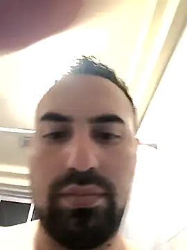 Snapshot of Jharicio-89 chatting on 10/04/25, 11:25 Jharicio-89 online show from 10/04/25, 11:25