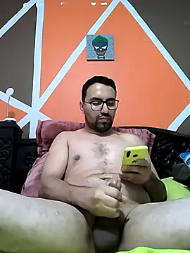 Snapshot of Jharicio-89 chatting on 11/28/25, 06:10 Jharicio-89 online show from 11/28/25, 06:10