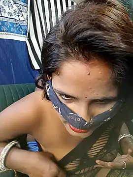 sexy-couple77 online show from 10/19/25, 07:20