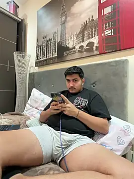 mixedcouplee69 online show from 11/06/25, 11:04